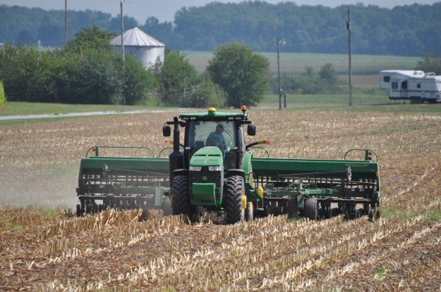 Richard sowing cover crop 01
