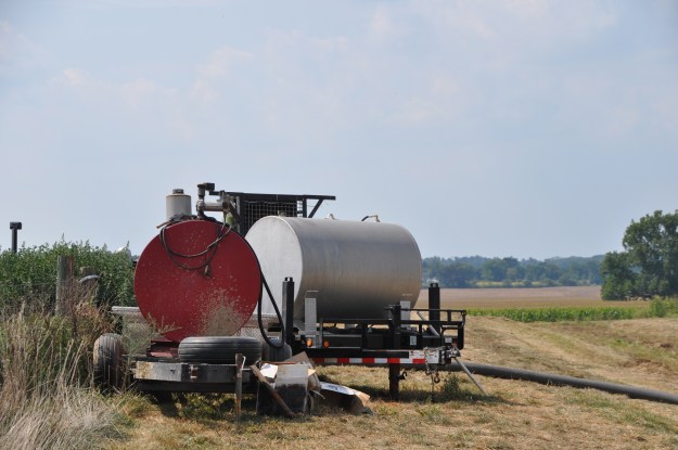 Silage Pile and Manure Spreading 09 07 13 015